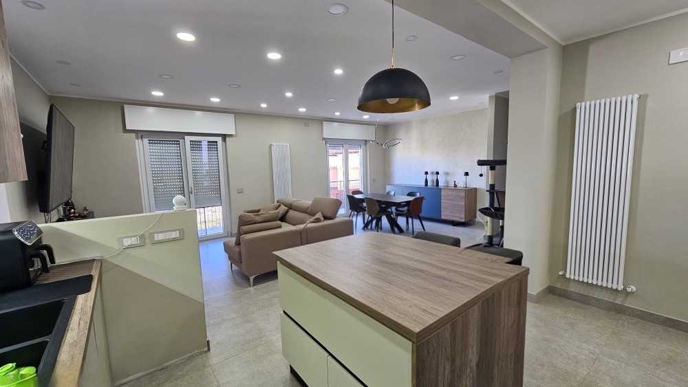 2 locali Appartamento For Vendita in Catanzaro, 