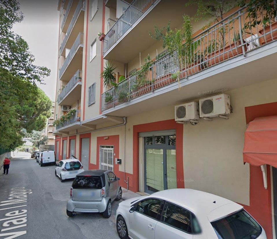 1 locali Magazzino For Affitto in Catanzaro, 