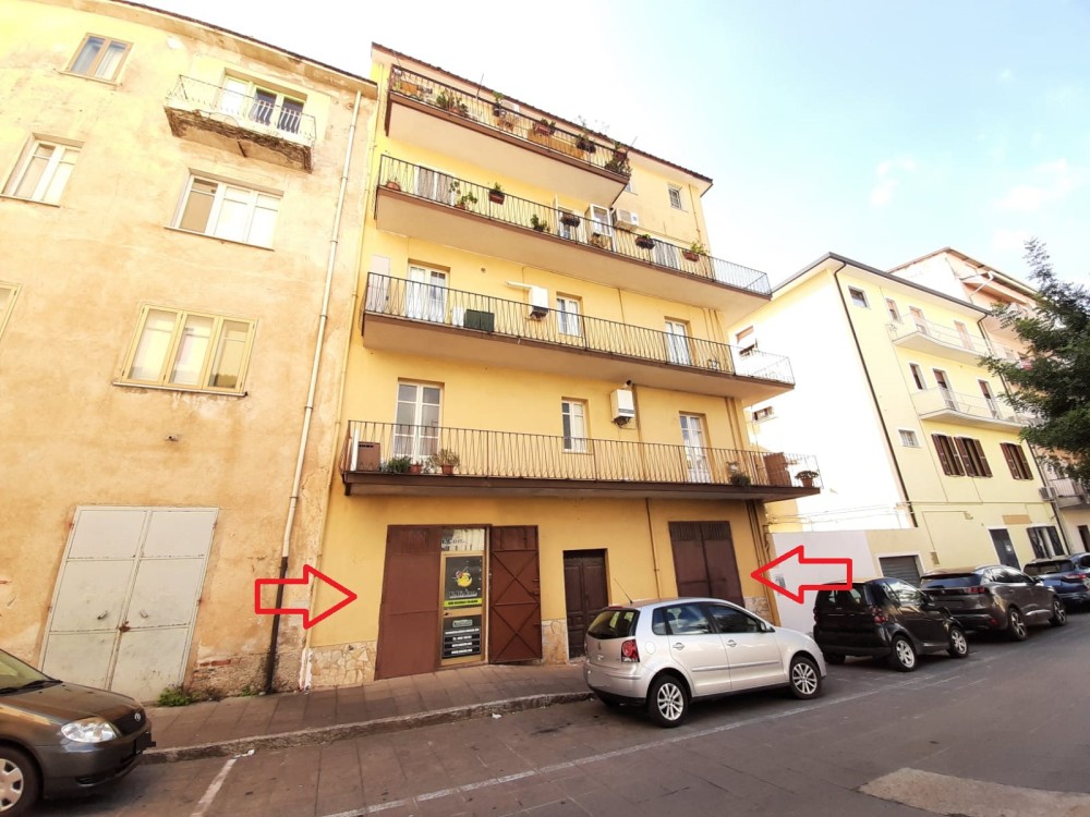 2 locali Magazzino For Affitto in Catanzaro,  - 1