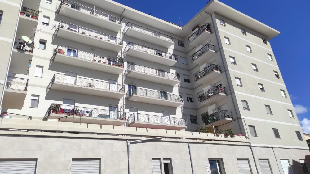 3 locali Appartamento For Vendita in Catanzaro, 