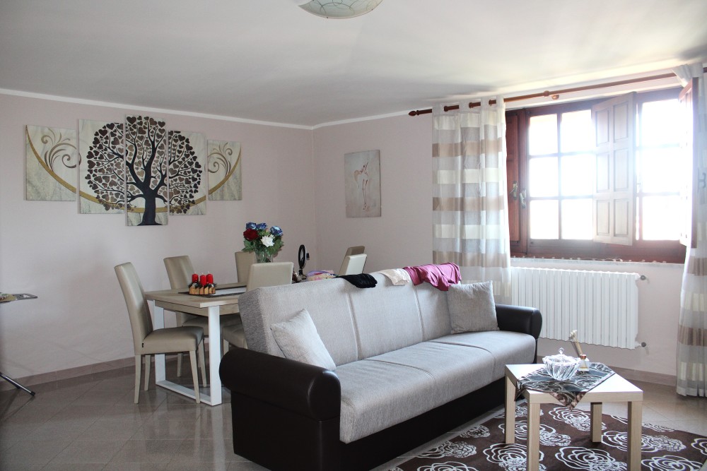 4 locali Appartamento For Vendita in Catanzaro, 