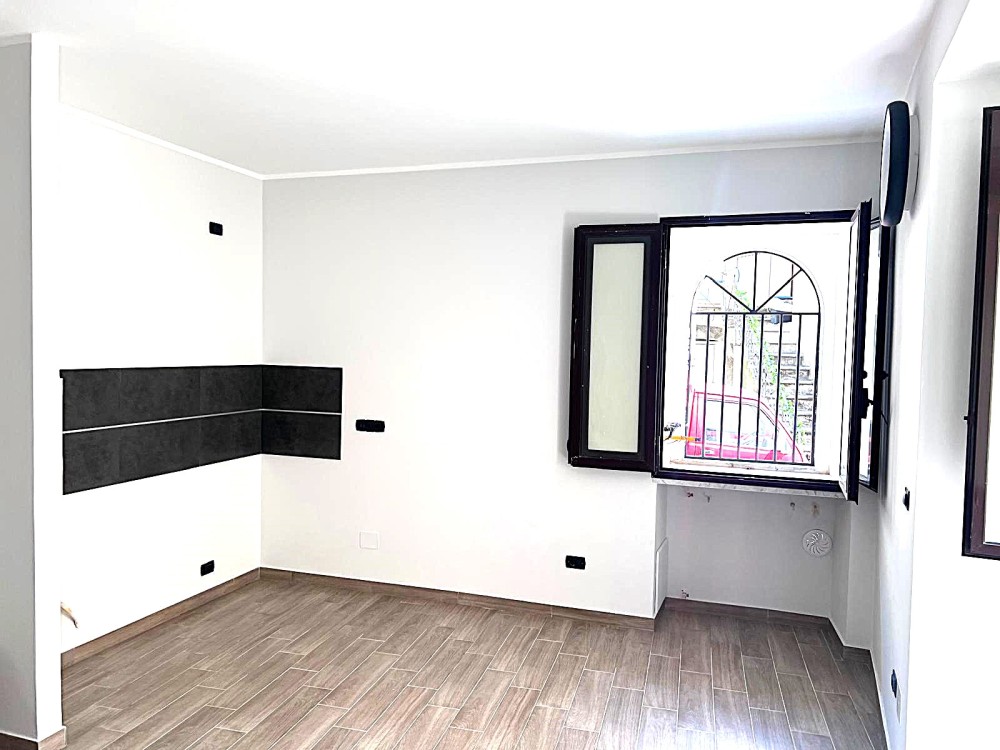 2 locali Appartamento For Vendita in Catanzaro, 