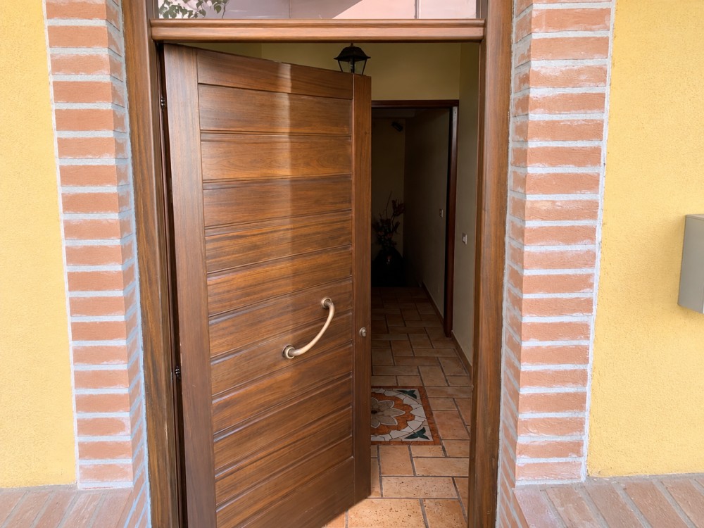  locali Appartamento For Vendita in Latina, 