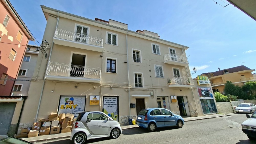3 locali Appartamento For Vendita in Catanzaro, 